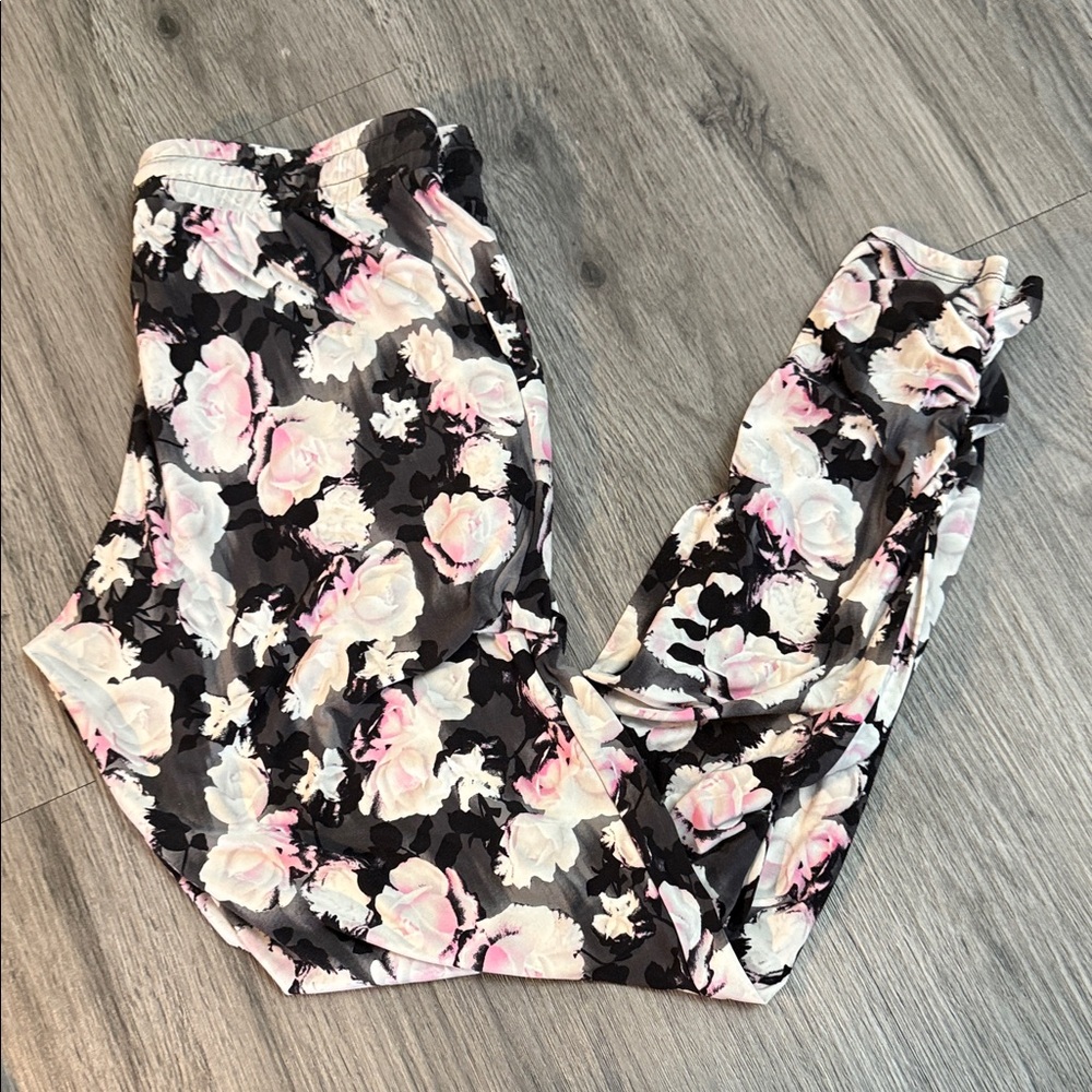Floral Print leggings Pants EUC